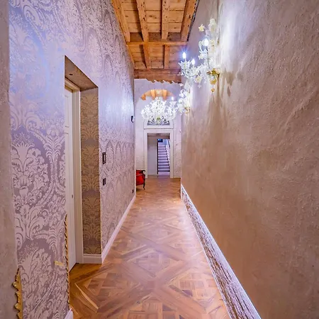 Corte Rubbi 6 Deluxe Daire Venedik